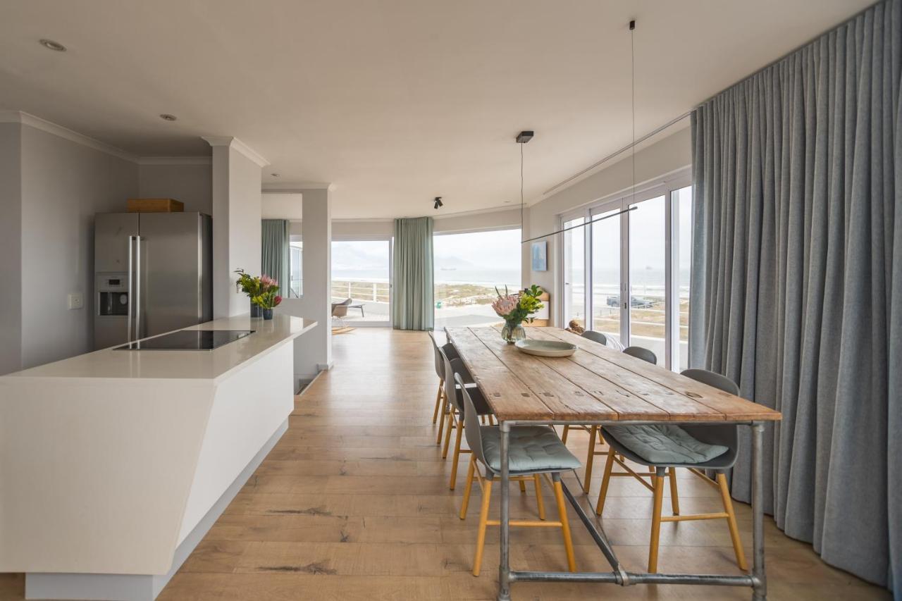 Ocean12 Guesthouse Sunset Beach Cape Town Eksteriør bilde