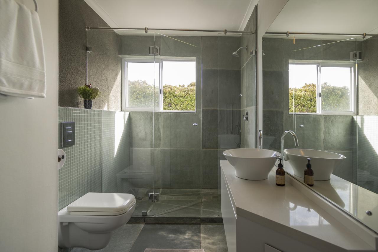 Ocean12 Guesthouse Sunset Beach Cape Town Eksteriør bilde